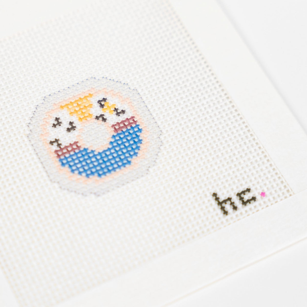 Woody Donut, stitched detail